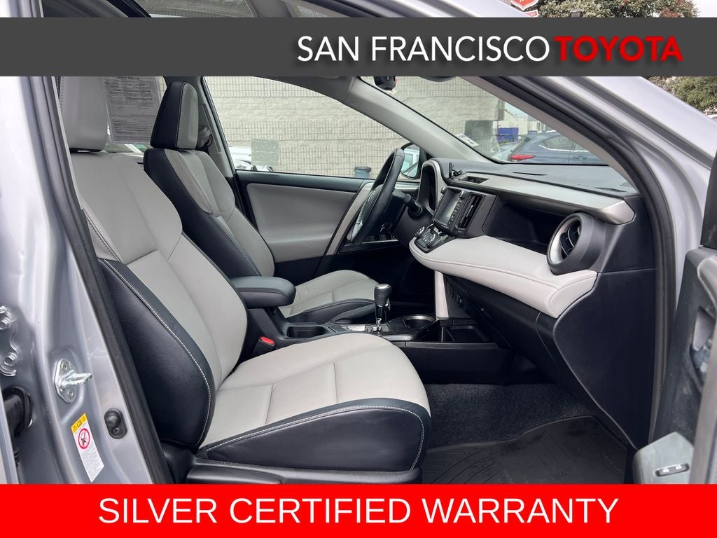 2017 Toyota RAV4 Platinum