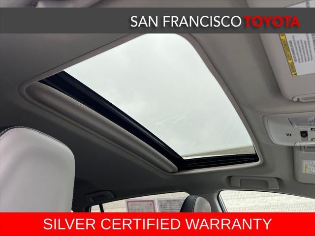 2017 Toyota RAV4 Platinum