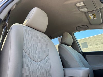 2012 Toyota RAV4 4WD 4dr I4 (Natl)