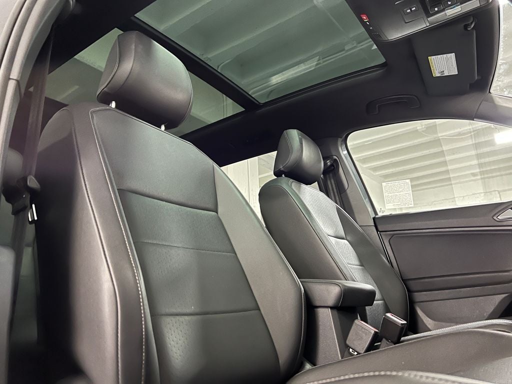 2020 Volkswagen Tiguan 2.0T SE R-Line Black 4Motion