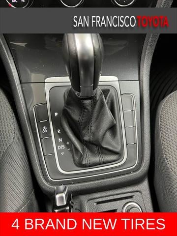 2019 Volkswagen Golf SportWagen S