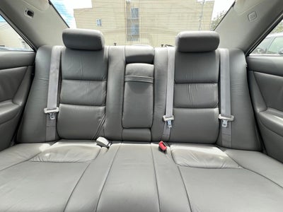 2004 Toyota Camry XLE