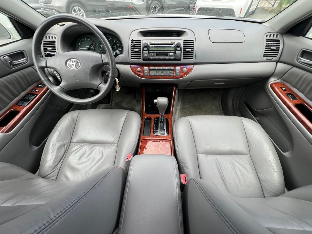 2004 Toyota Camry XLE