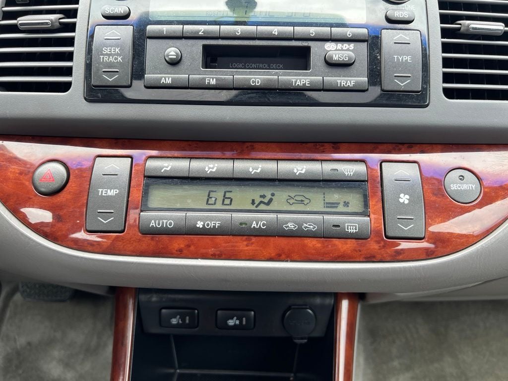 2004 Toyota Camry XLE