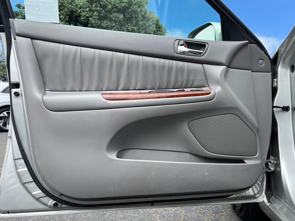 2004 Toyota Camry XLE