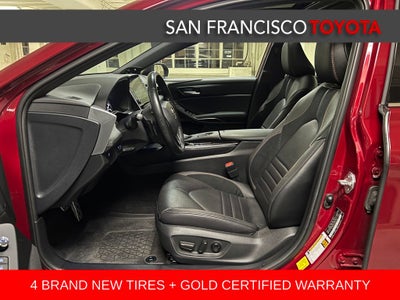 2021 Toyota Avalon Hybrid XSE