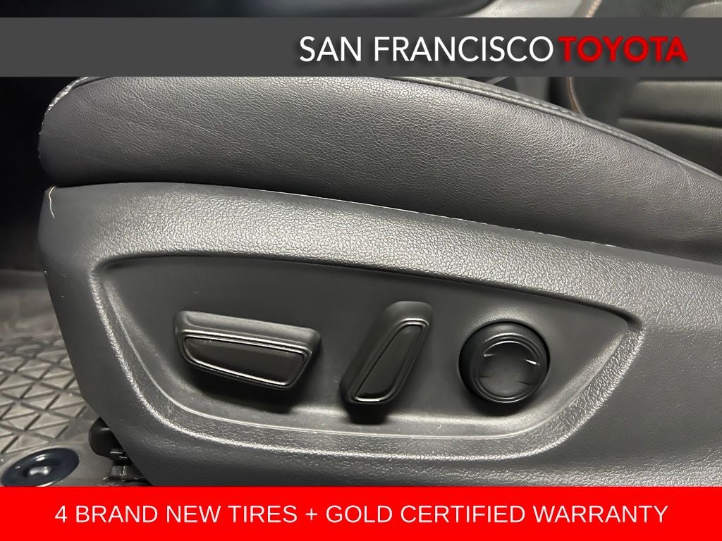 2021 Toyota Avalon Hybrid XSE