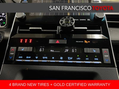 2021 Toyota Avalon Hybrid XSE