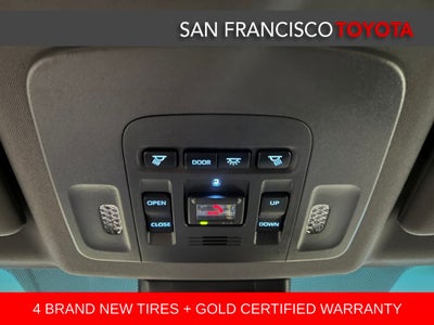 2021 Toyota Avalon Hybrid XSE