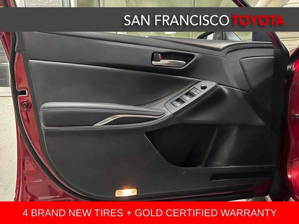 2021 Toyota Avalon Hybrid XSE