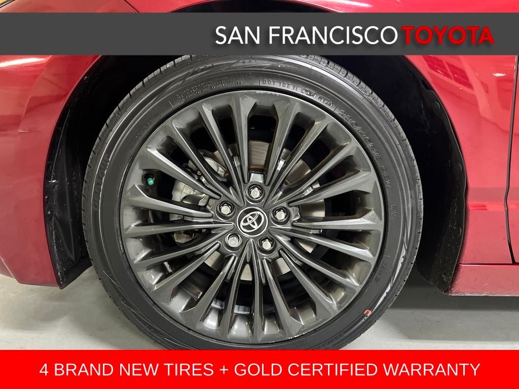 2021 Toyota Avalon Hybrid XSE