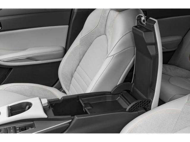 2021 Toyota Avalon Hybrid XSE