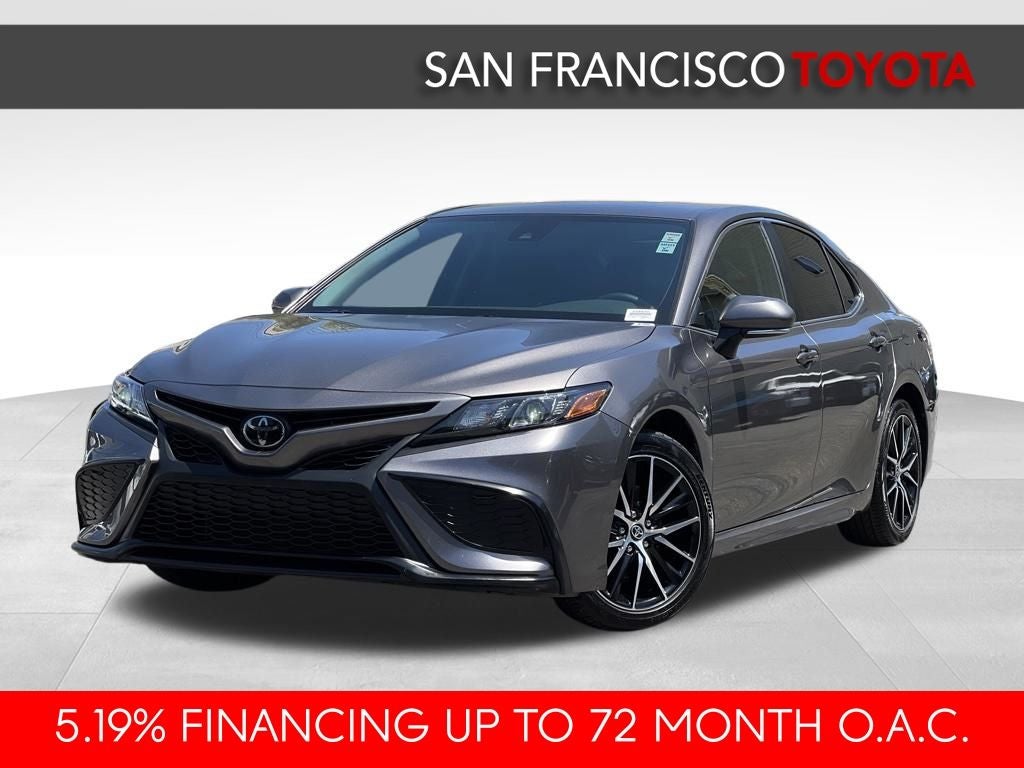 2022 Toyota Camry SE