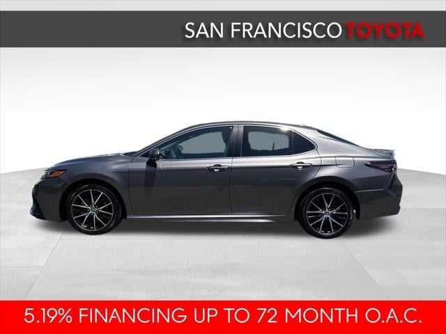 2022 Toyota Camry SE