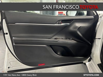 2023 Toyota Camry Hybrid SE