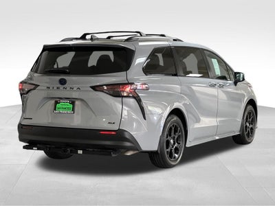 2025 Toyota Sienna Woodland Edition 7 Passenger