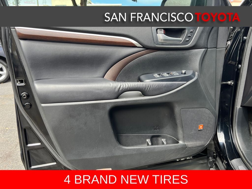 2016 Toyota Highlander Limited