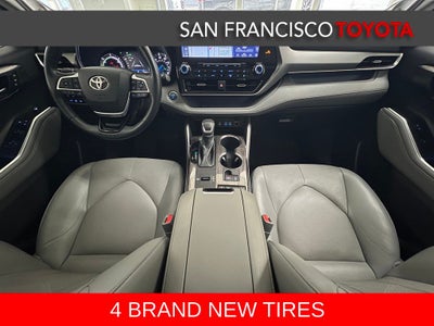 2022 Toyota Highlander Hybrid Platinum