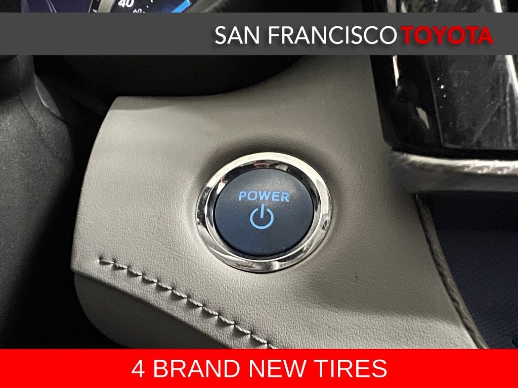 2022 Toyota Highlander Hybrid Platinum