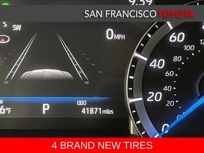 2022 Toyota Highlander Hybrid Platinum