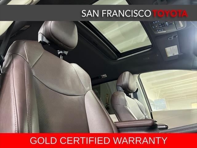 2022 Toyota Sienna Platinum 7 Passenger