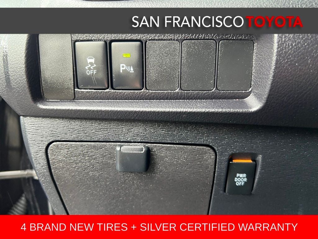 2019 Toyota Sienna SE 7 Passenger