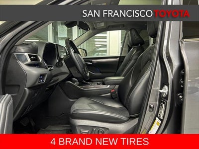 2022 Toyota Highlander Platinum