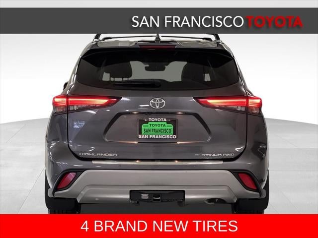 2022 Toyota Highlander Platinum