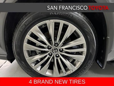 2022 Toyota Highlander Platinum