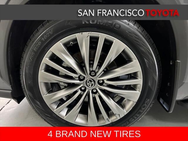 2022 Toyota Highlander Platinum