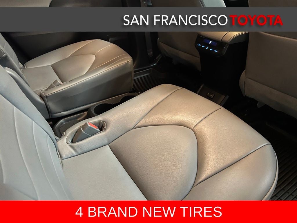 2022 Toyota Highlander Hybrid XLE