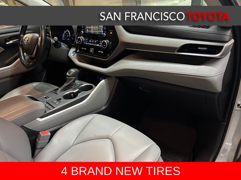 2022 Toyota Highlander Hybrid XLE