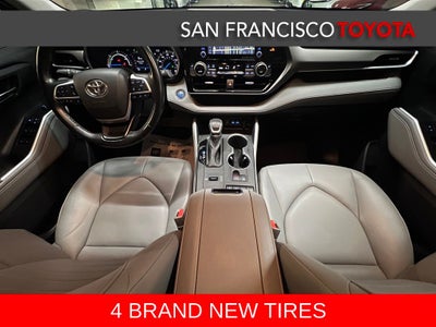 2022 Toyota Highlander Hybrid XLE