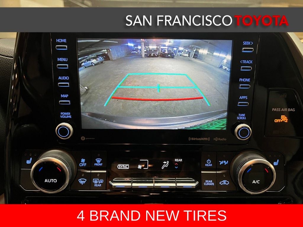 2022 Toyota Highlander Hybrid XLE