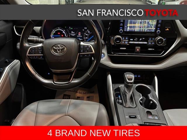 2022 Toyota Highlander Hybrid XLE