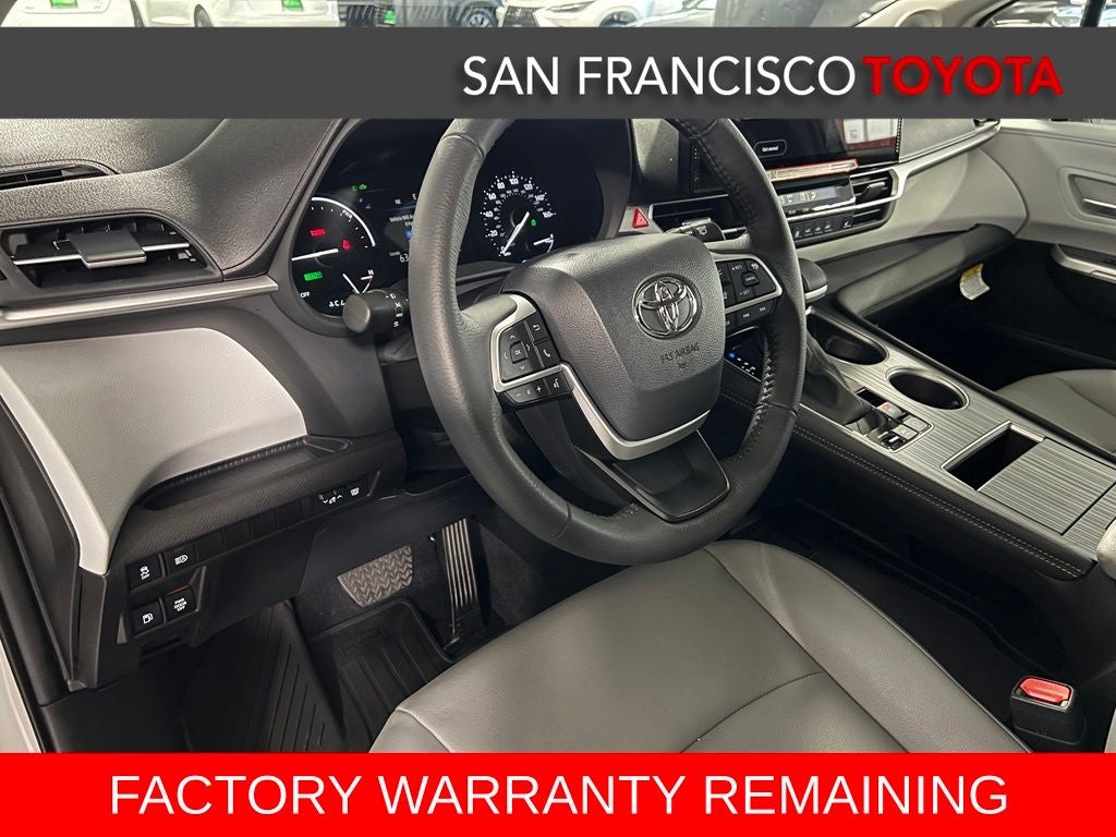 2025 Toyota Sienna XLE 7 Passenger