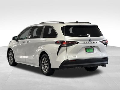 2025 Toyota Sienna XLE 7 Passenger