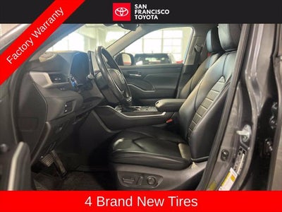 2023 Toyota Highlander Hybrid XLE
