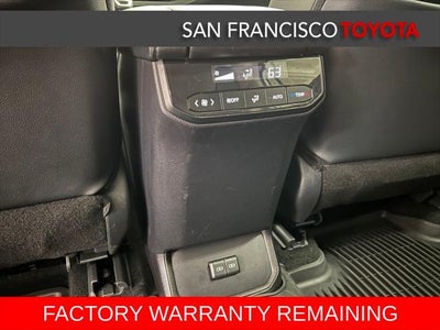 2025 Toyota Highlander XLE