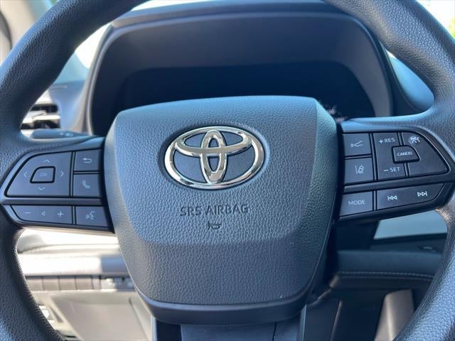2026 Toyota Sienna LE 7 PASSENGER