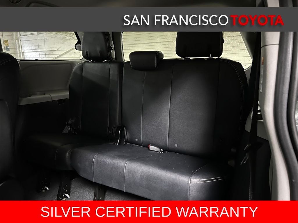 2016 Toyota Sienna SE Premium 8 Passenger