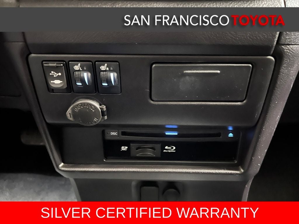 2016 Toyota Sienna SE Premium 8 Passenger