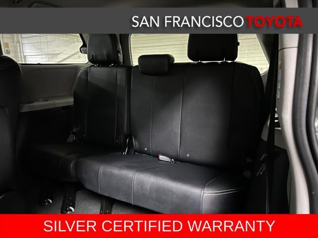 2016 Toyota Sienna SE Premium 8 Passenger