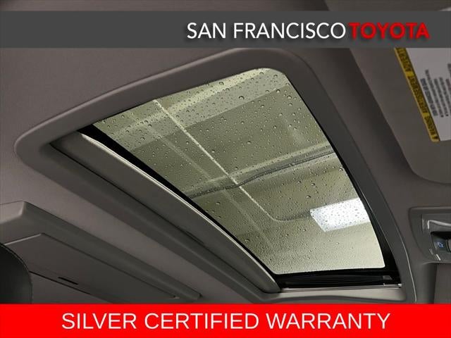 2016 Toyota Sienna SE Premium 8 Passenger