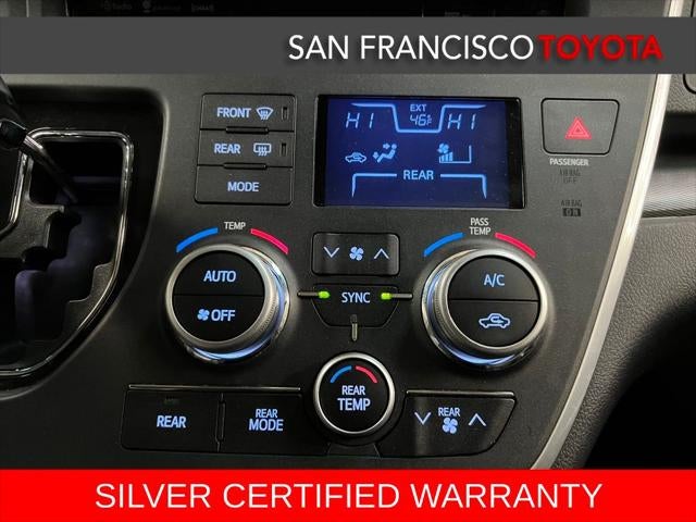 2016 Toyota Sienna SE Premium 8 Passenger