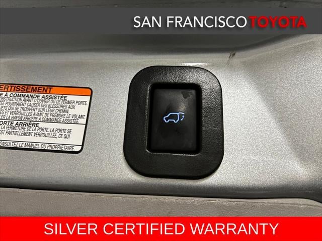 2016 Toyota Sienna SE Premium 8 Passenger