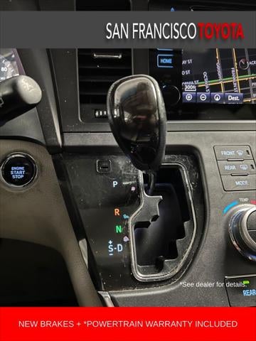 2016 Toyota Sienna XLE Premium 8 Passenger