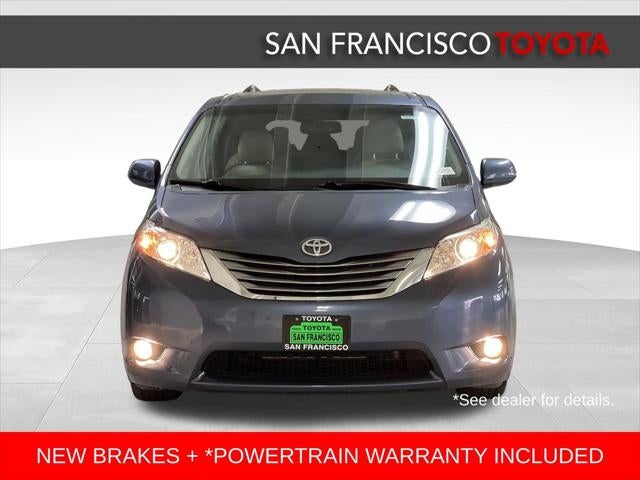 2016 Toyota Sienna XLE Premium 8 Passenger