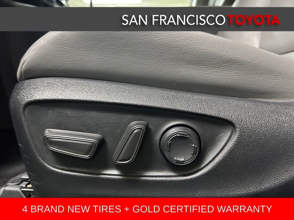 2024 Toyota Sienna XLE 8 Passenger