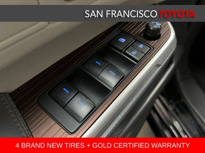 2024 Toyota Sienna XLE 8 Passenger
